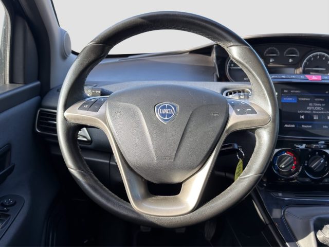 LANCIA Ypsilon usata 12
