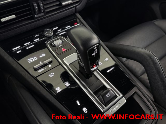 PORSCHE Cayenne usata, con Park Distance Control