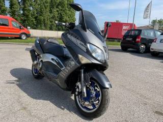 YAMAHA T-Max 500 usata 9