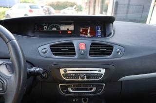 RENAULT Scenic usata, con Isofix