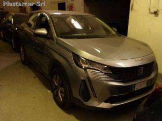 PEUGEOT 3008 usata, con Airbag