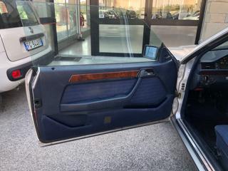 MERCEDES-BENZ 200 usata 13