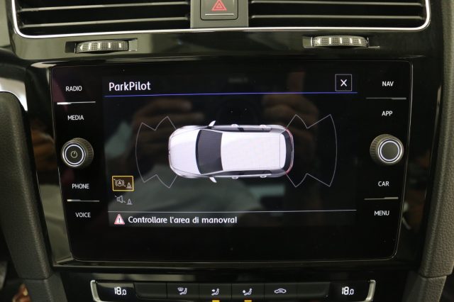 VOLKSWAGEN Golf usata, con ESP