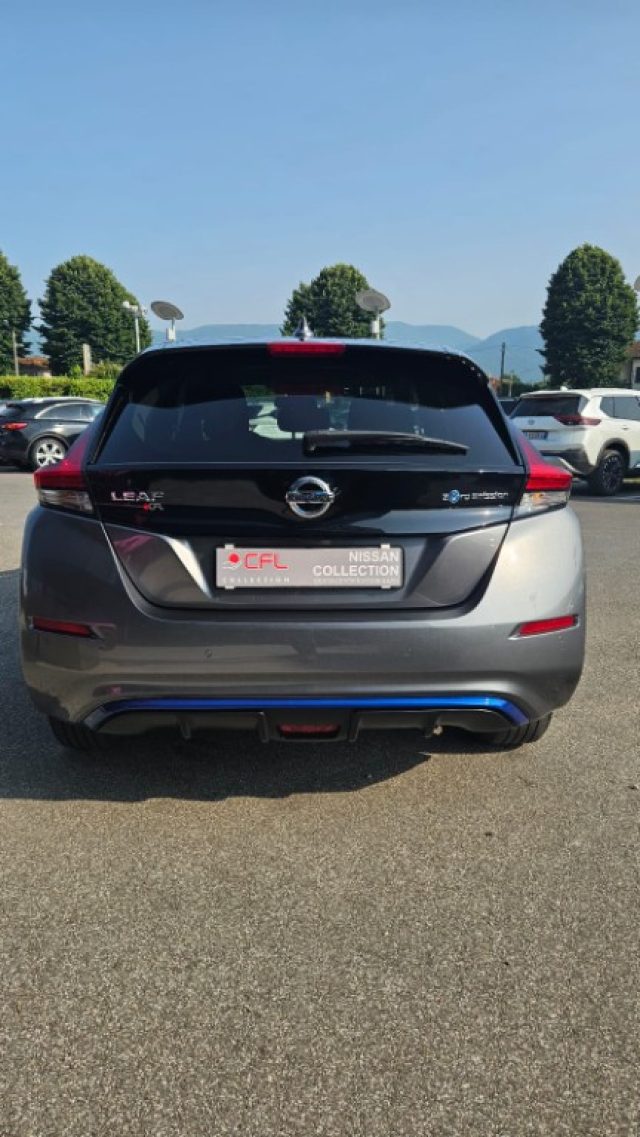 NISSAN Leaf usata, con Autoradio