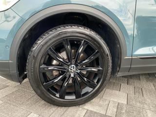 VOLKSWAGEN T-Roc usata, con Controllo automatico clima
