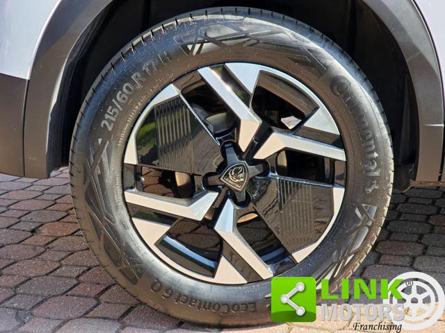 PEUGEOT 2008 usata, con Sistema di navigazione