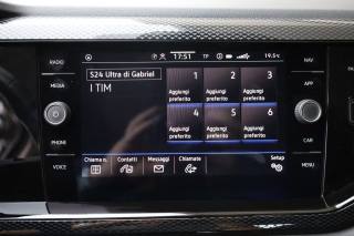 VOLKSWAGEN Taigo usata, con MP3