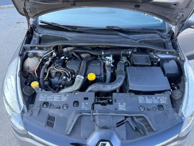 RENAULT Clio usata 17