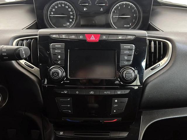 LANCIA Ypsilon usata, con USB