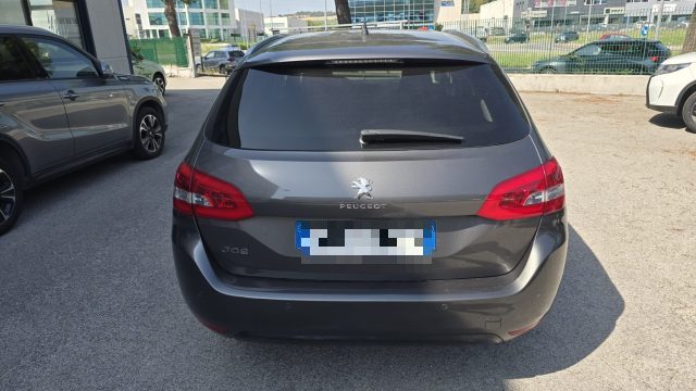 PEUGEOT 308 usata, con Autoradio
