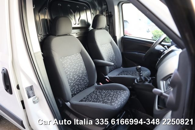 OPEL Combo usata 61