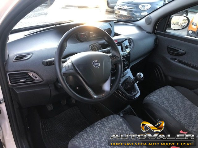 LANCIA Ypsilon usata, con Servosterzo