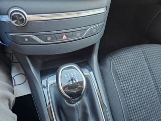 PEUGEOT 308 usata, con Servosterzo