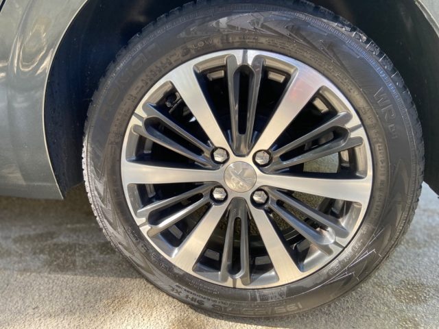 PEUGEOT 208 usata, con Specchietti laterali elettrici