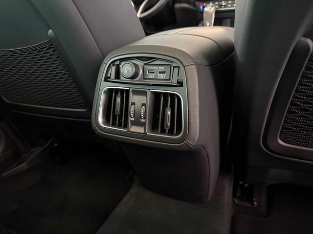 MASERATI Levante usata, con USB