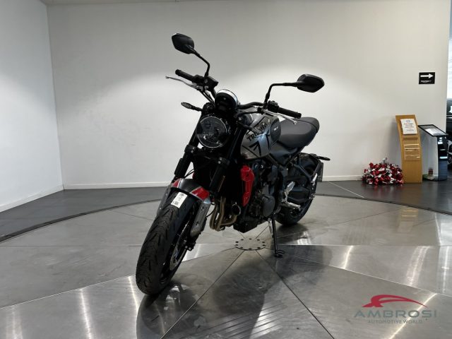TRIUMPH Trident 660 usata 1
