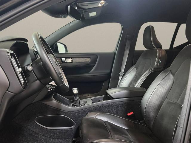 VOLVO XC40 usata, con Climatizzatore
