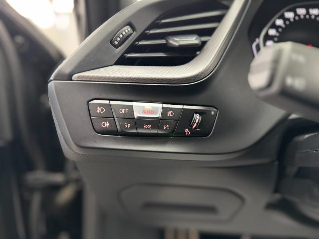 BMW 116 usata, con Fari LED
