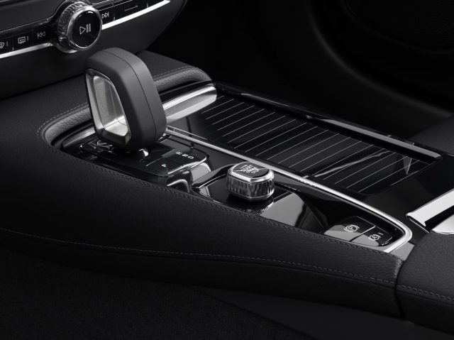 VOLVO V60 usata, con Controllo automatico clima