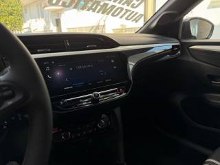 OPEL Corsa usata, con Autoradio digitale