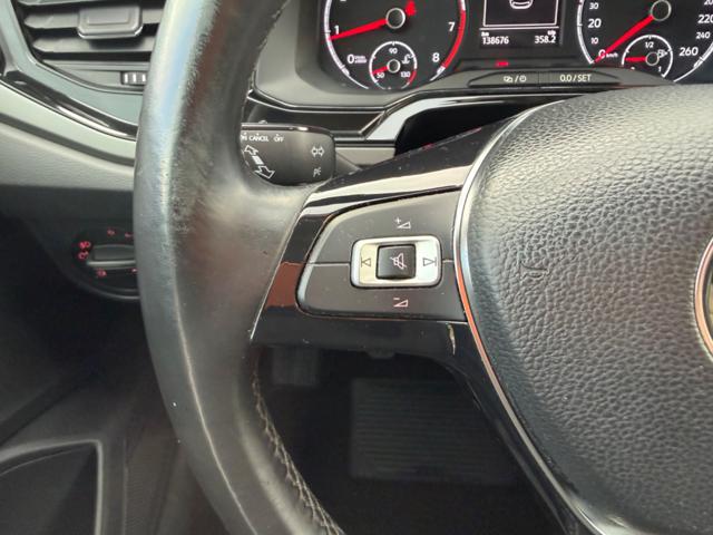 VOLKSWAGEN Polo usata, con Sistema di navigazione