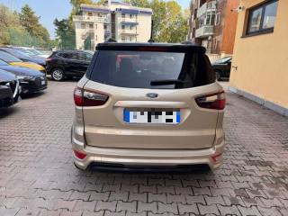 FORD EcoSport usata, con Autoradio digitale