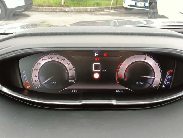 PEUGEOT 3008 usata, con Boardcomputer