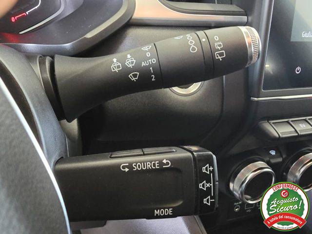 RENAULT Captur usata, con Servosterzo