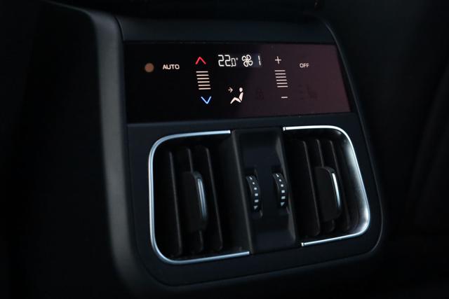 MASERATI Grecale usata, con Supporto lombare