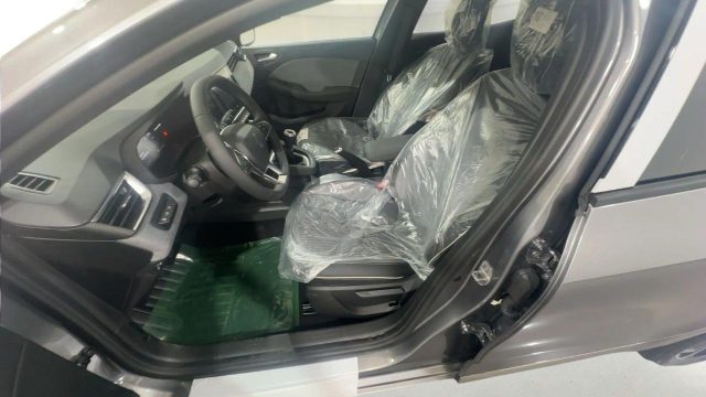 RENAULT Clio usata, con Climatizzatore