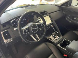 JAGUAR E-Pace usata, con Climatizzatore
