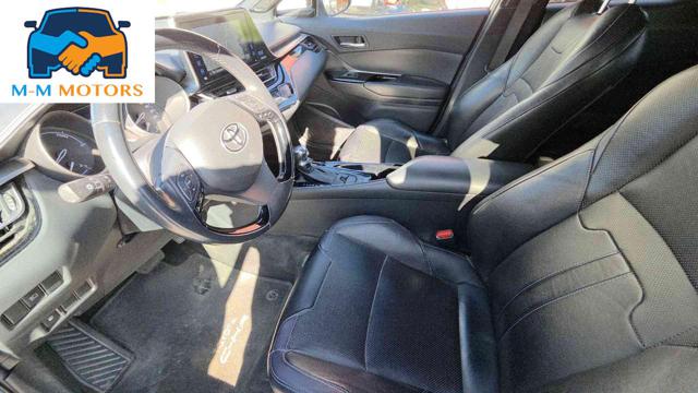 TOYOTA C-HR usata 24