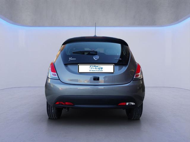 LANCIA Ypsilon usata, con Autoradio