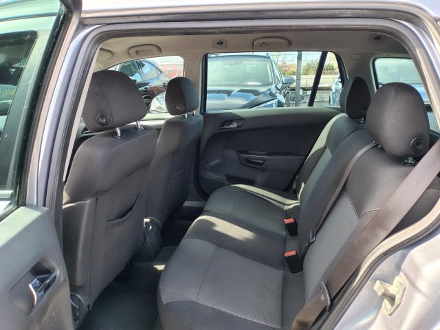 OPEL Astra usata, con Chiusura centralizzata