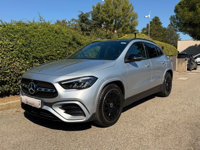 MERCEDES-BENZ GLA 200 usata, con Airbag