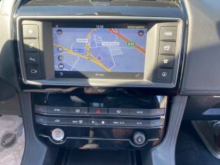 JAGUAR F-Pace usata, con Controllo trazione