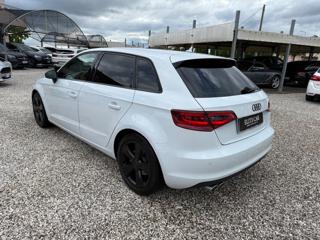 AUDI A3 usata, con Autoradio