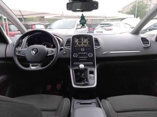 RENAULT Grand Scenic usata, con Fari LED