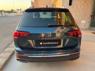 VOLKSWAGEN Tiguan usata, con Autoradio