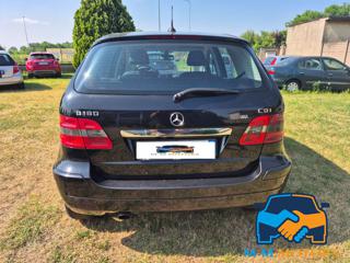 MERCEDES-BENZ B 180 usata, con Autoradio