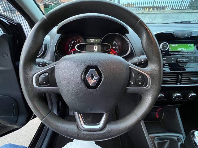 RENAULT Clio usata, con USB