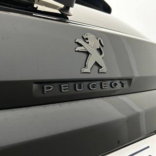 PEUGEOT 3008 usata, con Sensori di parcheggio anteriori