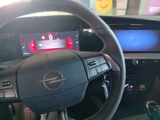 OPEL Mokka usata, con Bracciolo