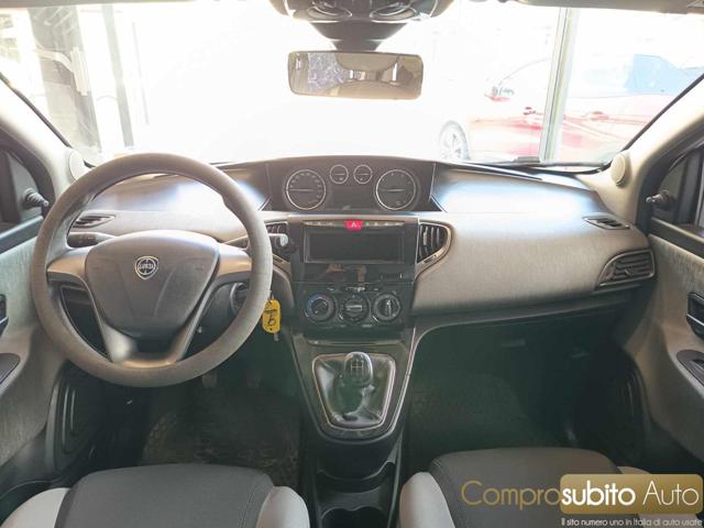 LANCIA Ypsilon usata, con Servosterzo