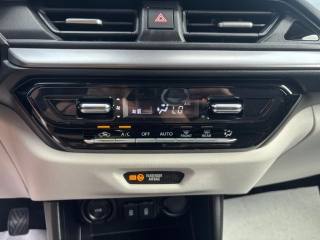 SUZUKI Swift usata, con Volante in pelle