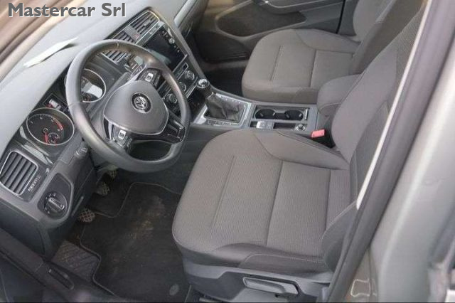 VOLKSWAGEN Golf Variant usata, con Antifurto