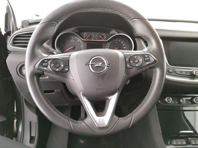 OPEL Grandland X usata, con Controllo automatico clima