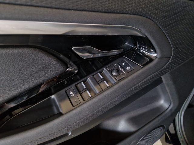LAND ROVER Range Rover Evoque usata, con Portellone posteriore elettrico