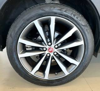 JAGUAR E-Pace usata 8