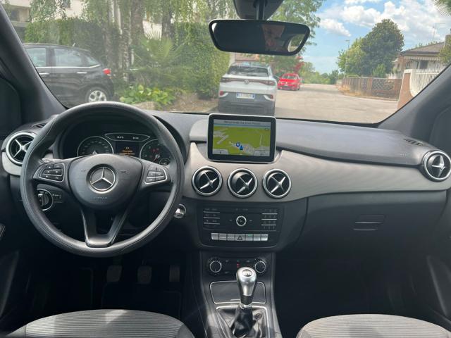 MERCEDES-BENZ B 180 usata, con Climatizzatore